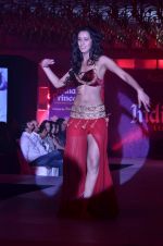 at Atharva College Indian Princess fashion show in Mumbai on 23rd Dec 2011 (151).JPG